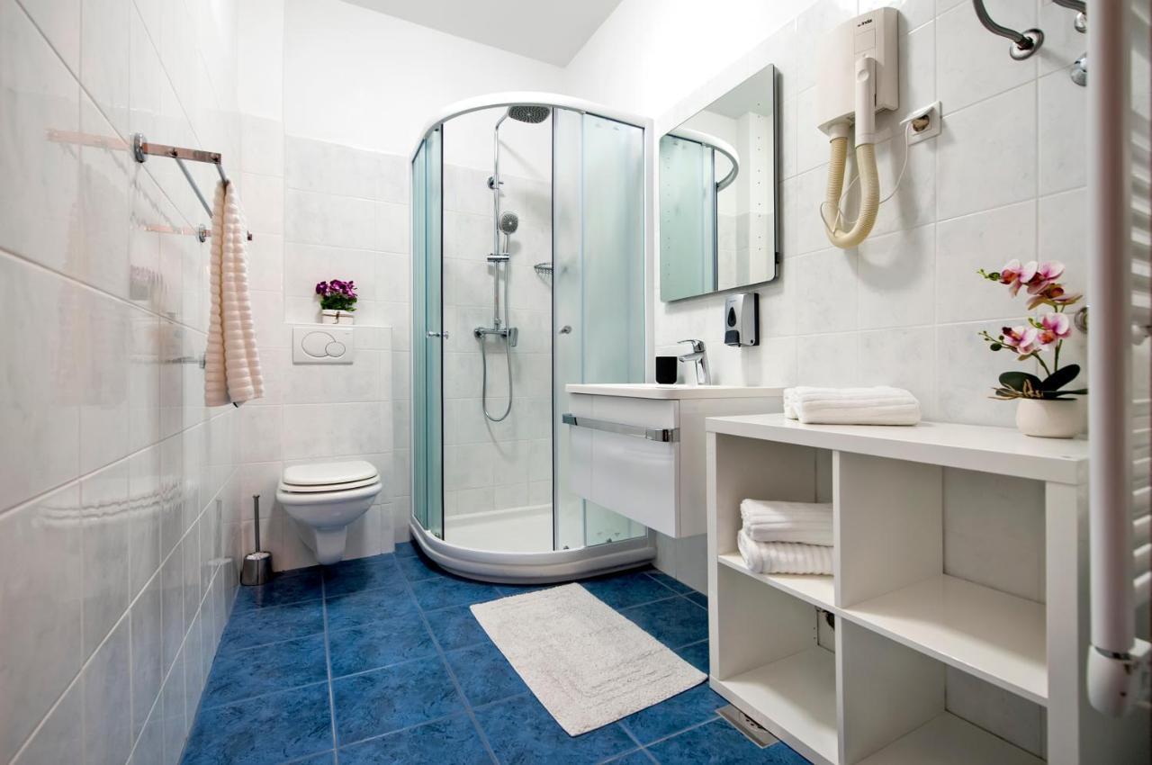 F&R Apartments II Rovinj Luaran gambar